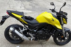 honda hornet 750