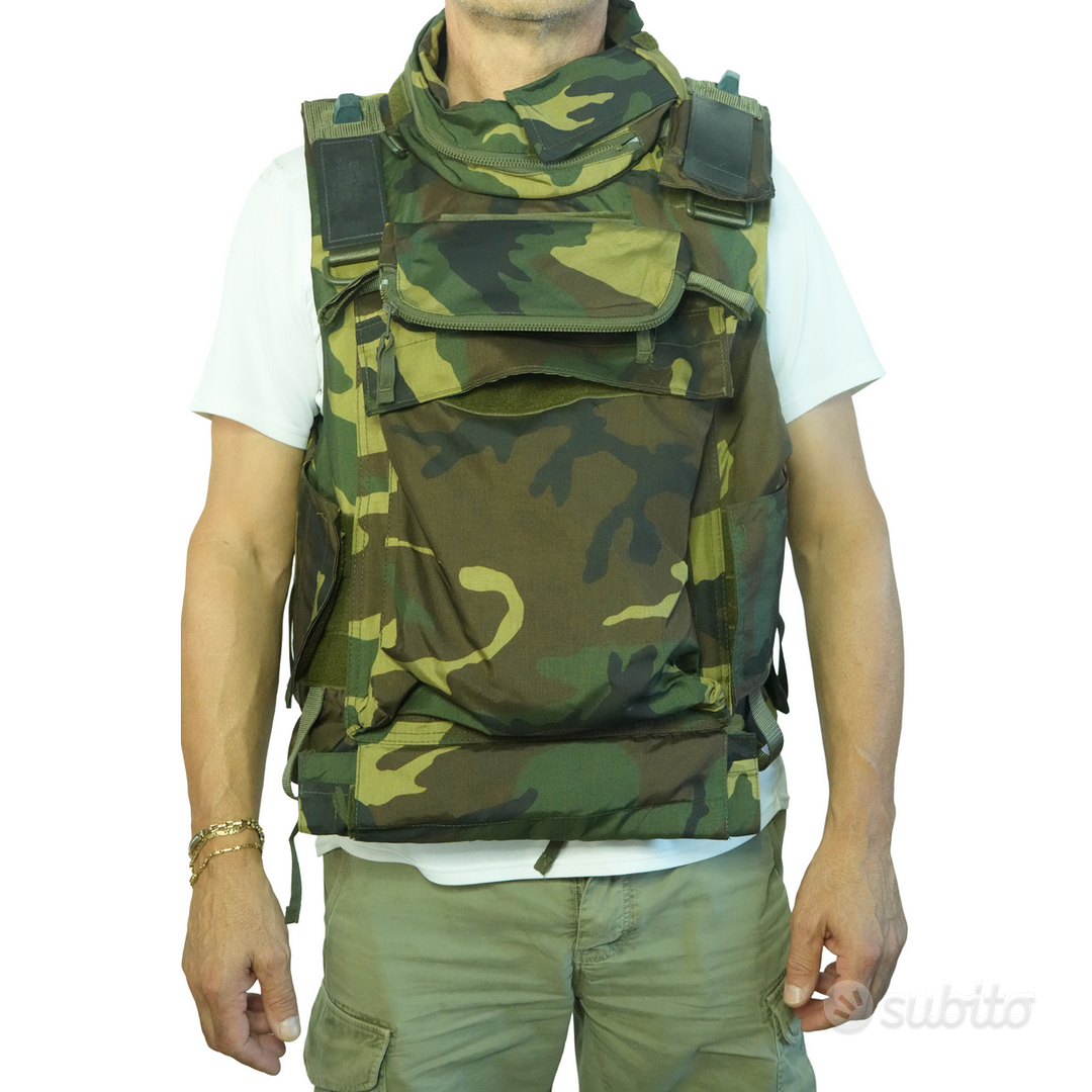 Gilet Tattico Militare Giubbotto Antiproiettile - Abbigliamento e Accessori  In vendita a Salerno