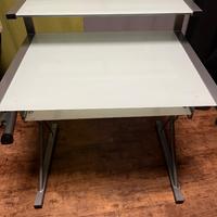 2 scrivanie in acciaio e vetro