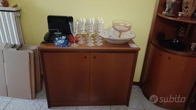 mobile e vetrina