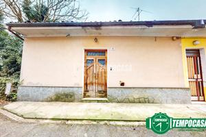 CASA INDIPENDENTE DA RIFINIRE !!