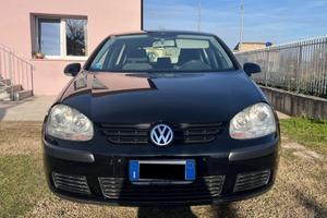 WOLKSWAGEN GOLF 5 SERIE
