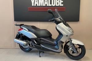 Yamaha X-Max 125