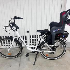 Bicicletta elettrica MoMo Design Ferrara