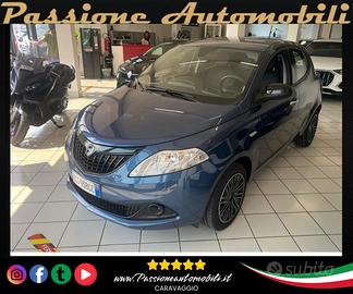 Lancia Ypsilon 1.0 FireFly 5 porte S&S Hybrid Silv