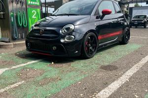 595 Abarth competizione