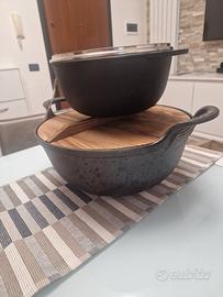 pentole nuove in ghisa di alta qualità 