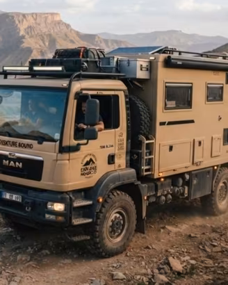 Camper overland