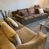 Due divani marca CTS 