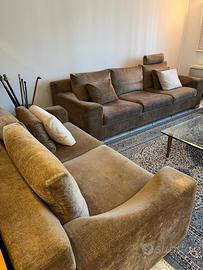 Due divani marca CTS 