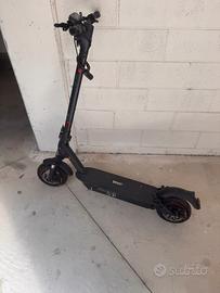 VivoBike V40 Monopattino Elettrico
