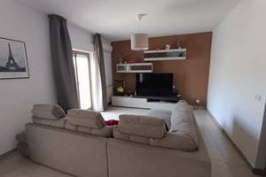 Appartamento di 90 m² con 3 locali e box auto a Gi
