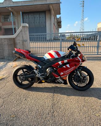 2007 Yamaha YZF-R1