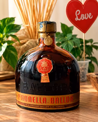Prunella Ballor – Rara Bottiglia Anni ’50