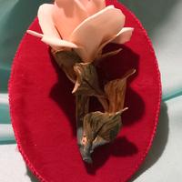 Stelo  con rosa in capodimonte Ditta "MOLLICA"