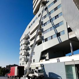 Sgombro Beni Mobili , Case , Ville e Hotel