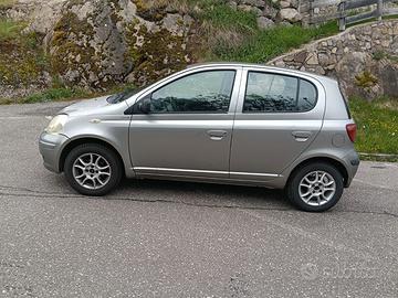 Toyota Yaris 2004