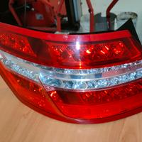 A 2129060558 Faro posteriore sx Mercedes classe E 