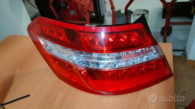 A 2129060558 Faro posteriore sx Mercedes classe E 