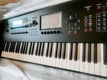 YAMAHA MONTAGE M8X ESPOSTO NEGOZIO CON GARANZIA