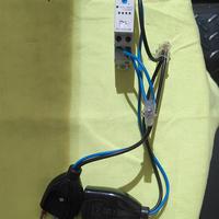 relè con accensione ritardata