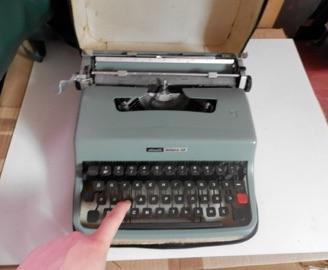 Olivetti Lettera 32,tastiera caratteri cirillici