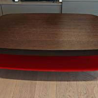Tavolino salotto design legno massello vetro rosso