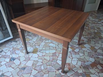 TAVOLO 100 x 100 Apribile in noce