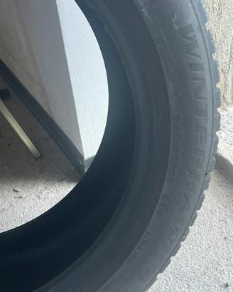 4 Gomme da neve  225/50 r18