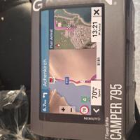 navigatore GARMIN CAMPER 795