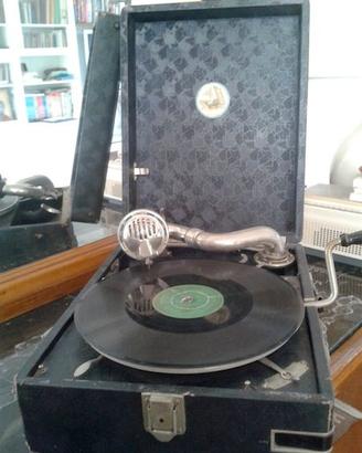 Grammofono anni 50