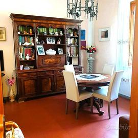 Casa indipendente a Carmignano, 6 locali