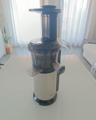 Estrattore Panasonic MJ-L500
Slow Juicer