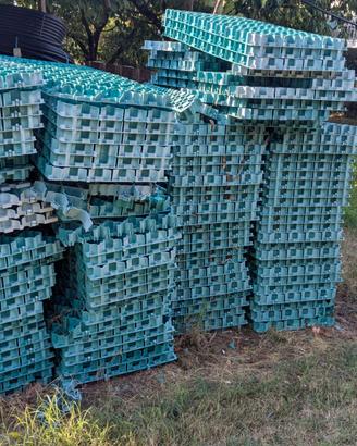Salvaprato  in plastica ad incastro