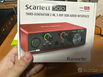 Focus Right Scarlett, seconda generazione, due out