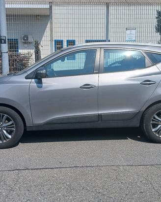 Hyunday ix35 crdi 2 wd xpossible