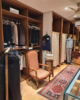 Si cede attività di abbigliamento