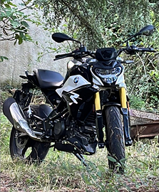 Bmw g310r