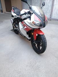 Yamaha tzr 50 2013