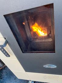 Stufa a pellet CADEL