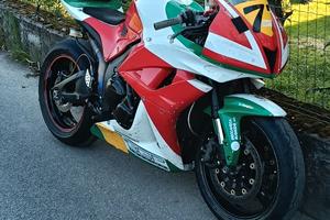 Honda cbr 600rr