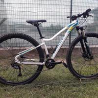 Bici da donna SPECIALIZED