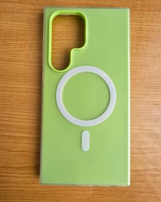 Cover verde mela con magsafe S24 ultra 