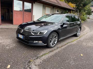 VOLKSWAGEN Passat 8ª serie - 2015