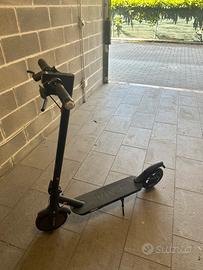 Monopattino elettrico vivobike