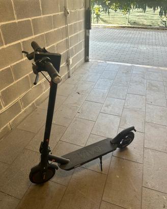 Monopattino elettrico vivobike