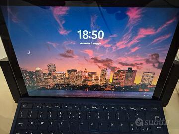 pc portatile surface pro4 + docking station 
