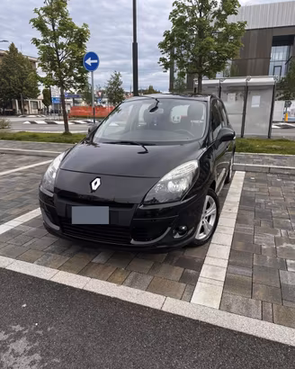 RENAULT SCENIC 2010