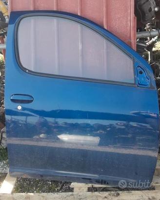 Toyota yaris verso porta ant e post dx e sx '99-'0