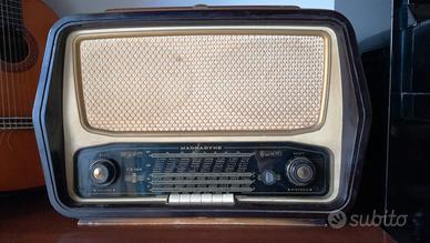 Radio vintage Magnadyne FM144 